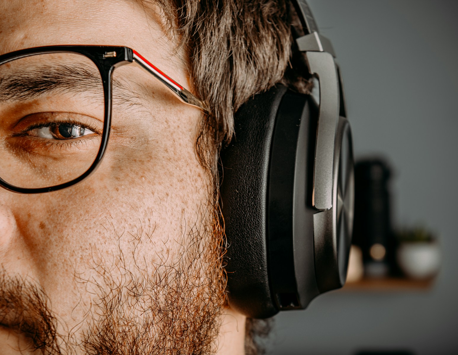 a man wearing headphones